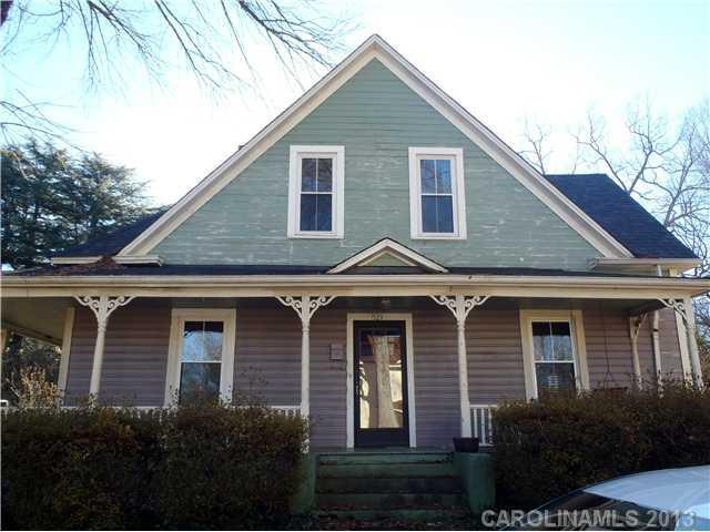 521 Alexander St., Statesville, NC 28677