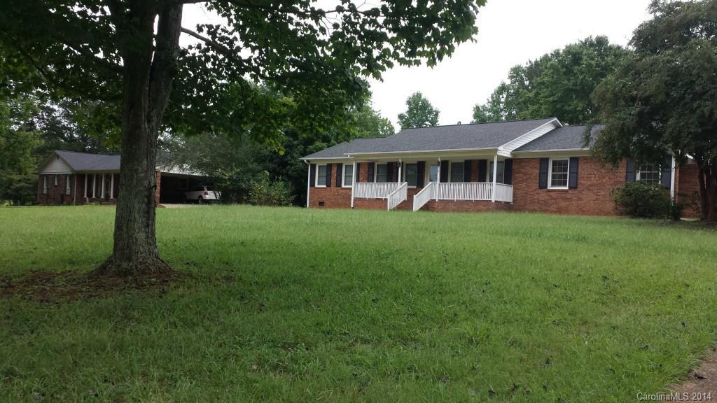 2498 Boyd Ave., Lincolnton, NC 28092