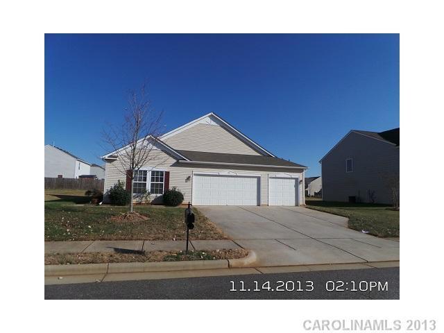 122 Valencia Ln., Statesville, NC 28625