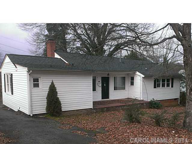 220 W Pine St., Lincolnton, NC 28092