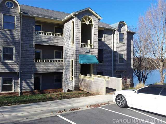 9817 Emerald Point Dr. #7, Charlotte, NC 28278