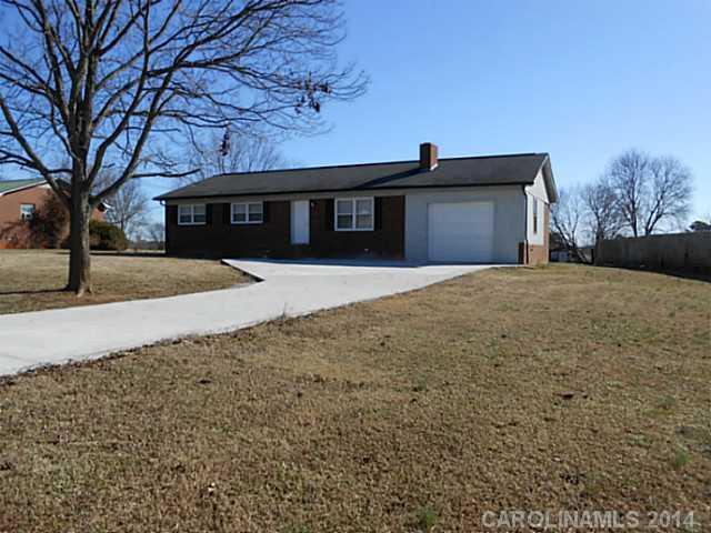 1122 Peach Tree St., Lincolnton, NC 28092