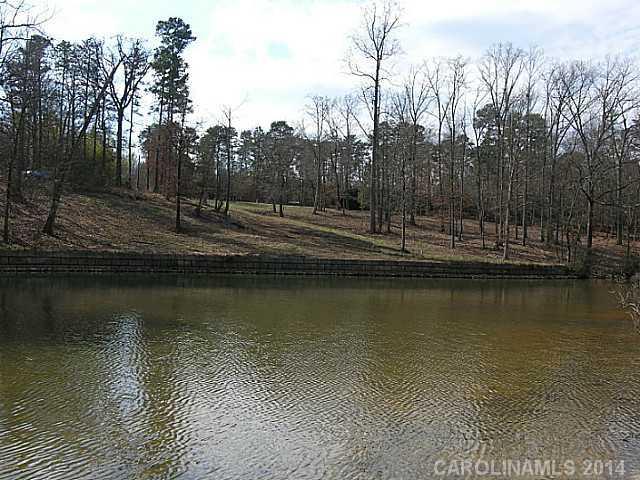 7679 Lynwood Ln., Sherrills Ford, NC 28673