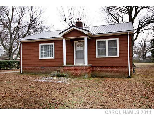 541 Walnut St., Mooresville, NC 28115