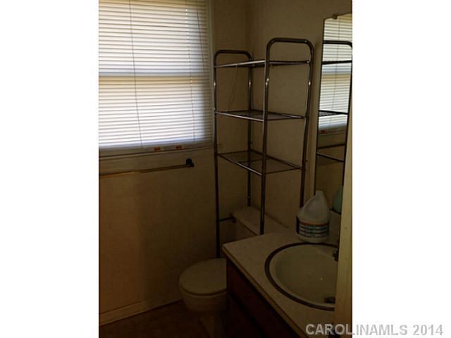 290 Kelly St., Statesville, NC 28677