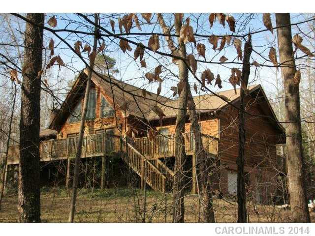 915 Honeywood Ln., Gastonia, NC 28056