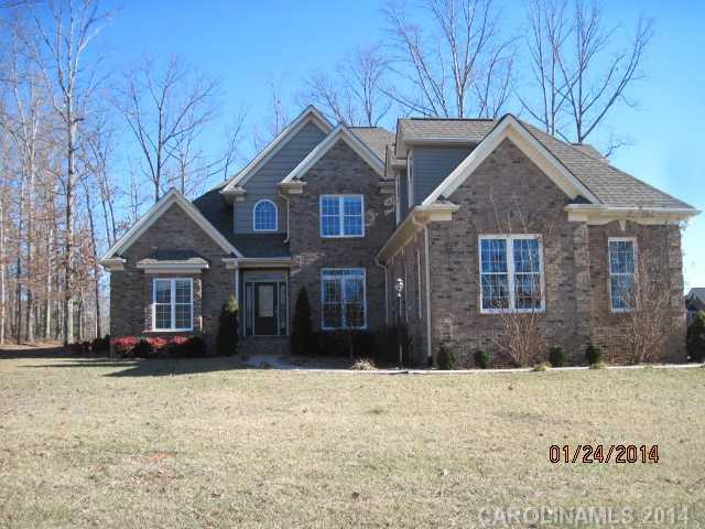 4518 Burrenfort Dr., Denver, NC 28037