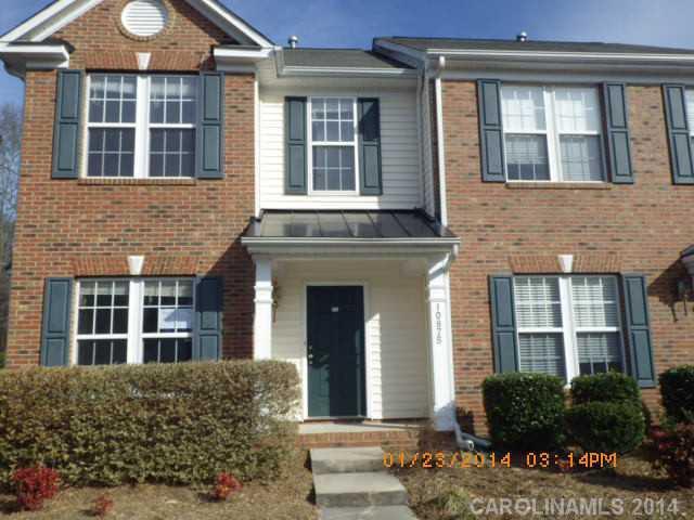 10875 Garden Oaks Ln. #End, Charlotte, NC 28273