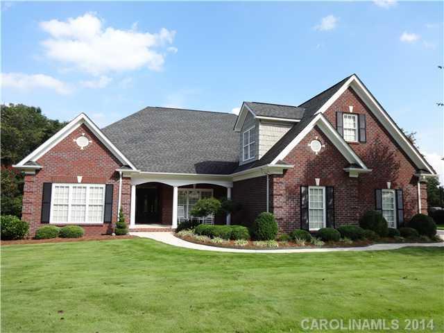 7172 Three Wood Dr., Matthews, NC 28104