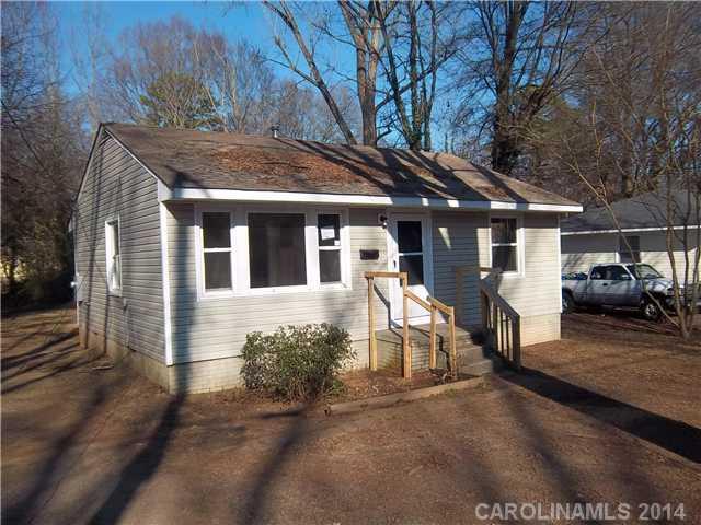 2117 Purser Dr., Charlotte, NC 28215