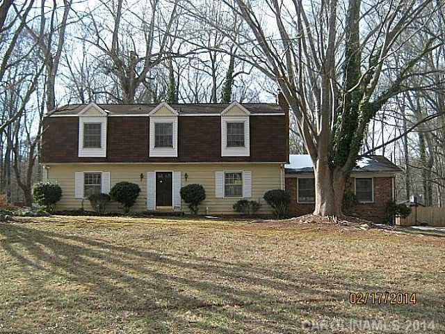 6709 Pencade Ln., Charlotte, NC 28215