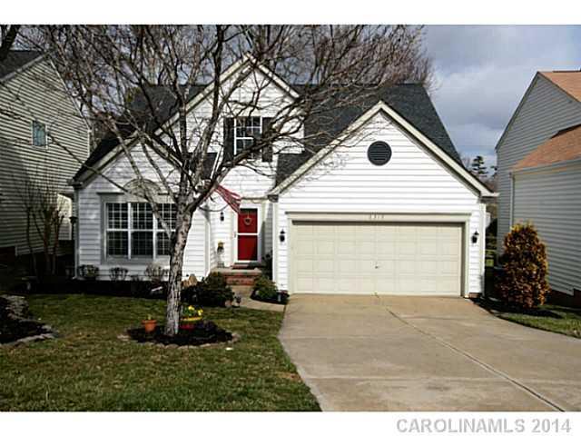 6319 Harburn Forest Dr., Charlotte, NC 28269