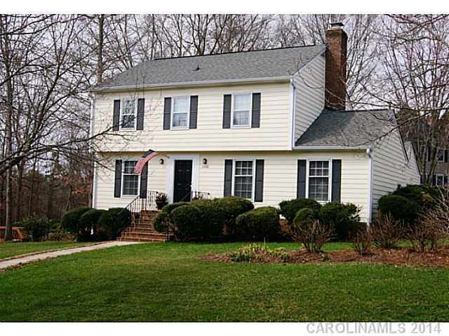 6000 Rexwood Pl., Charlotte, NC 28210