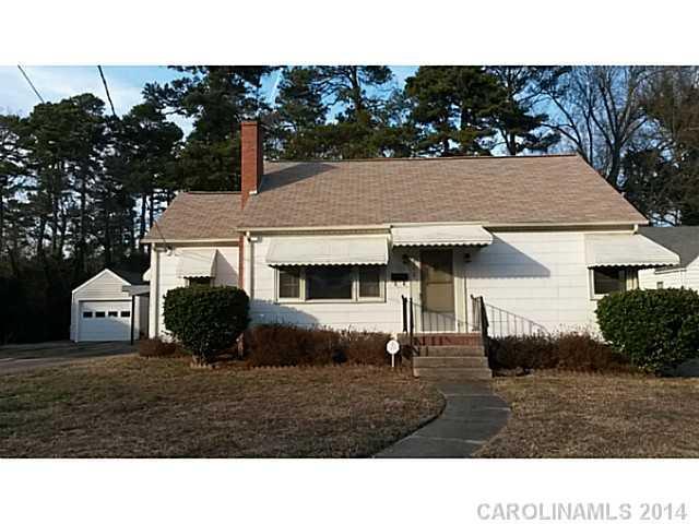 216 Hillcrest Pl., Salisbury, NC 28144