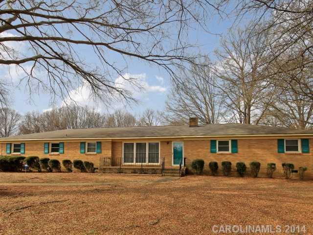 6701 Dwightware Blvd., Charlotte, NC 28227