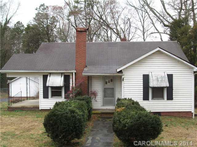 1608 Frederick Ave., Kannapolis, NC 28081