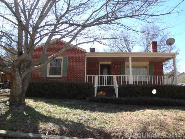 576 Greenway Dr., Statesville, NC 28677
