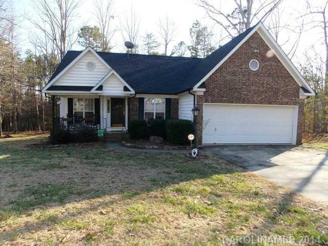7058 Hunters Bluff Dr., Denver, NC 28037