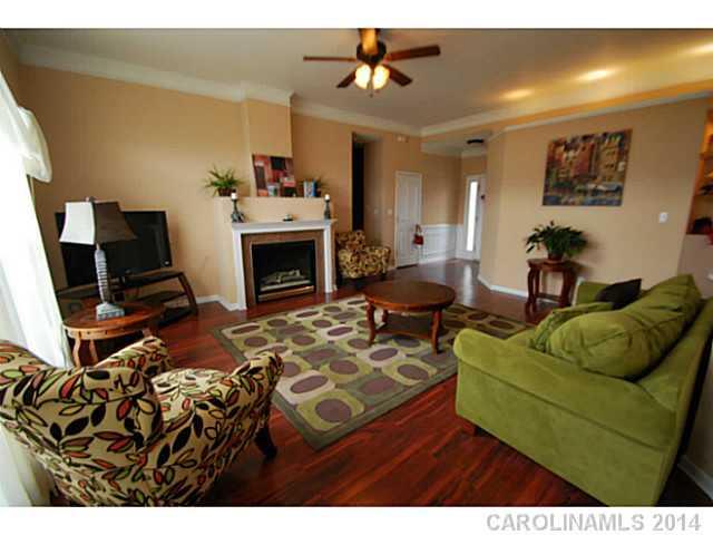 6127 Goldenfield Dr., Charlotte, NC 28269