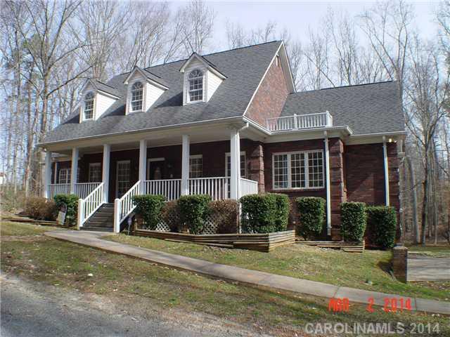 134 Gatewood Ln., Matthews, NC 28104