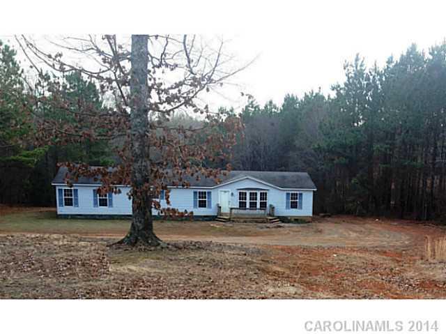 8569 Dog Leg Rd., Sherrills Ford, NC 28673