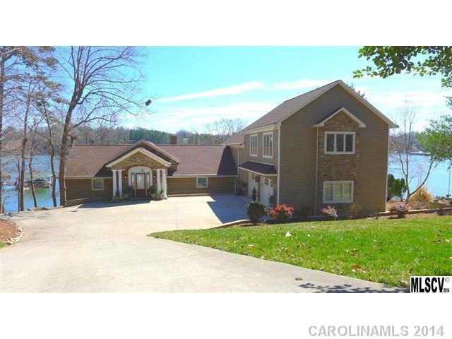 759 Victoria Ln., Hickory, NC 28601