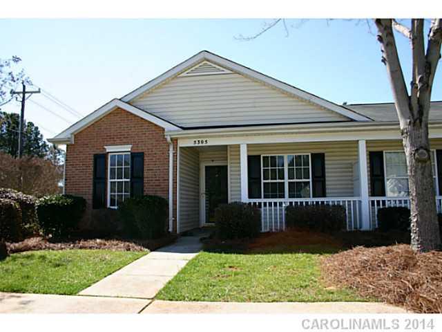 5305 Harris Cove Dr., Charlotte, NC 28269