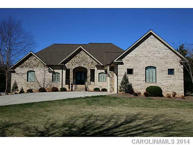 374 Hoover Rd., Troutman, NC 28166