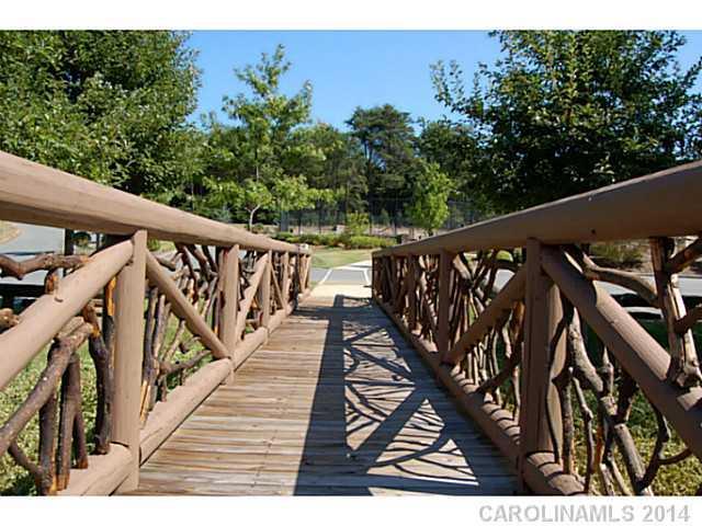 10825 Hermit Thrush Ln., Charlotte, NC 28278