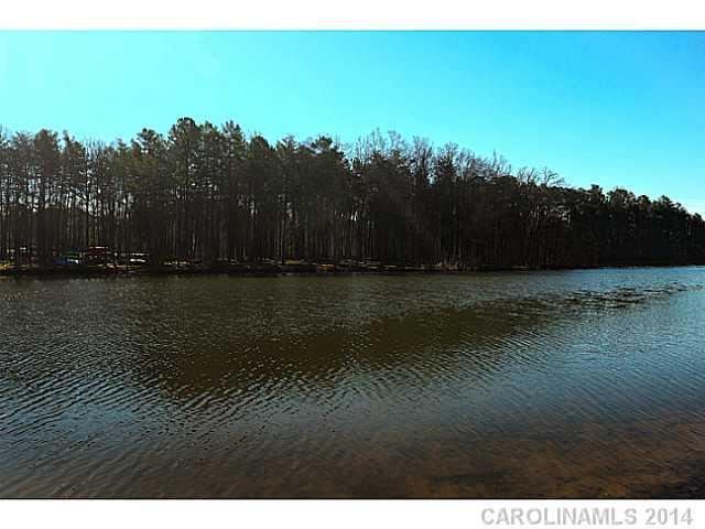 779 Peninsula Dr., Davidson, NC 28036