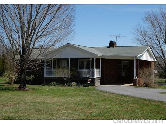 417 Longview Rd., Statesville, NC 28625