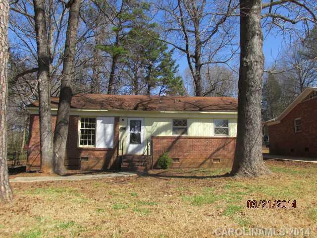 2627 Dora Dr., Charlotte, NC 28215