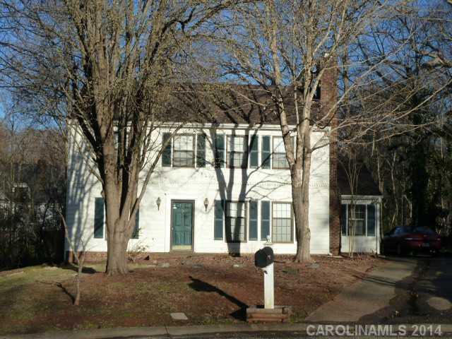401 Hickok Ct., Charlotte, NC 28270