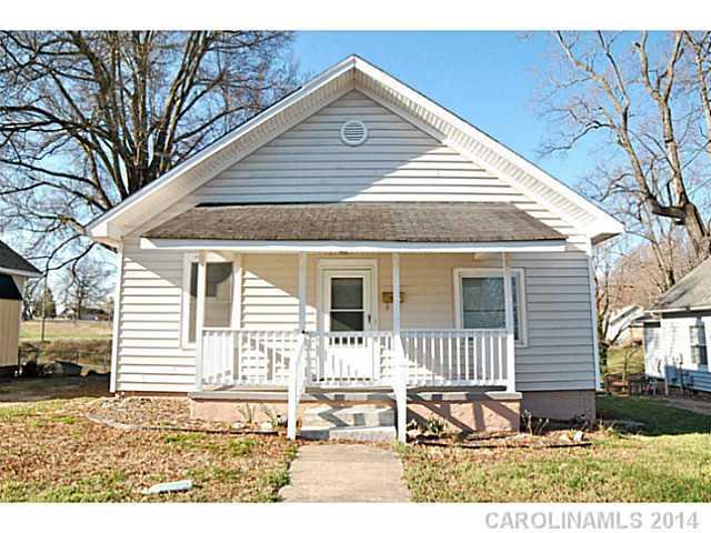 330 Caldwell St., Mooresville, NC 28115