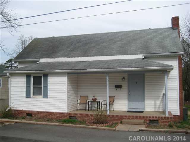 909 Summer St., Mooresville, NC 28115