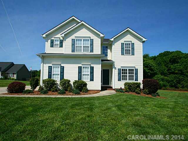 297 Brook Glen Dr., Mooresville, NC 28115