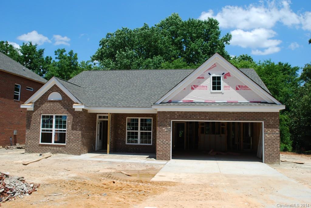 10403 Woodview Cir. #9, Charlotte, NC 28277