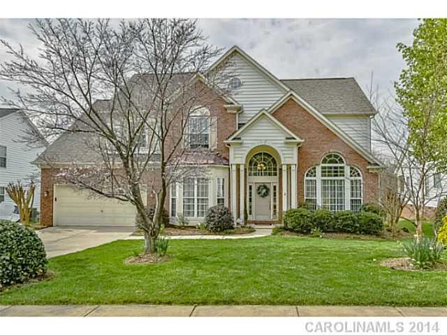 8009 Fairmeadows Dr., Charlotte, NC 28269