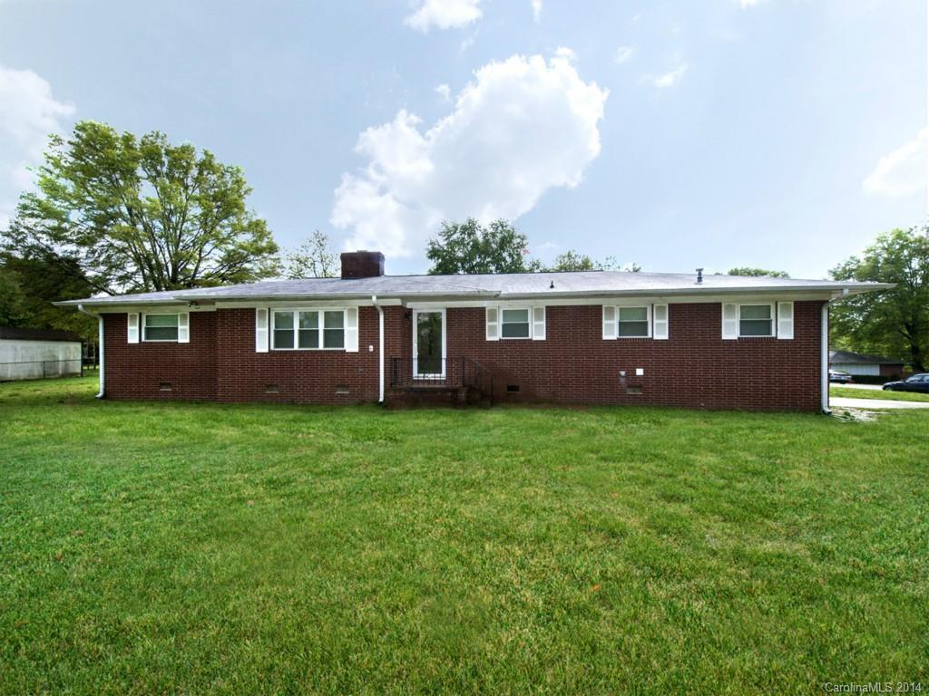 903 E Iredell Ave., Mooresville, NC 28115