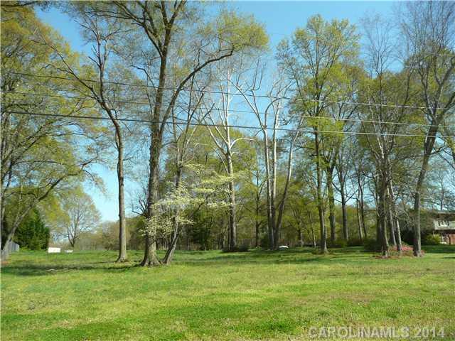 1400 Riverside Dr., Charlotte, NC 28214