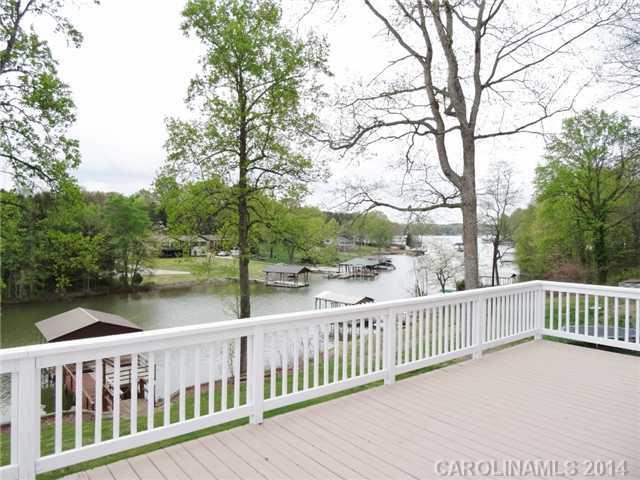 182 Hazelton Loop #14, Mooresville, NC 28117