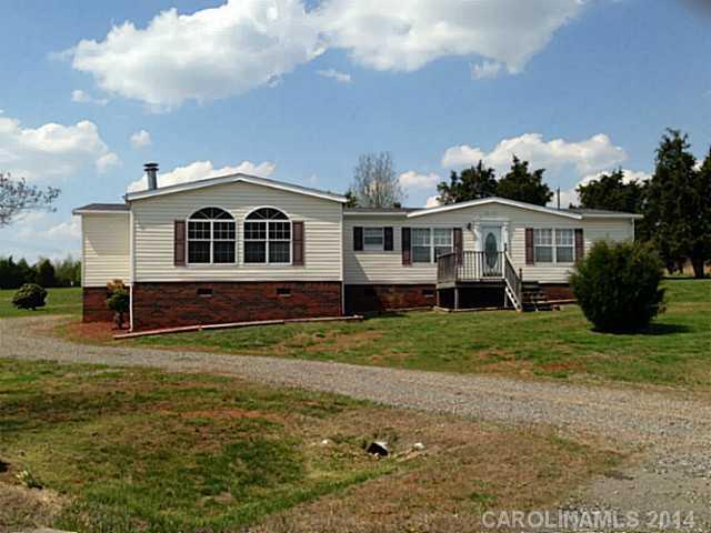 2518 Pacer Ln. #4,5, Statesville, NC 28677