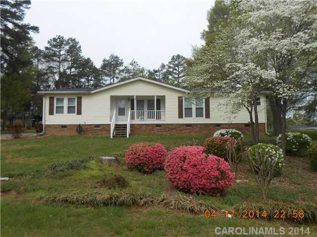 246 S Enochville Ave., Kannapolis, NC 28081