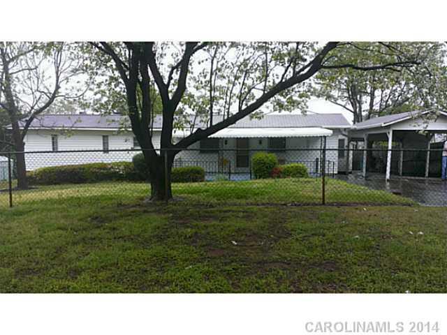 416 Elizabeth Ln., Gastonia, NC 28052