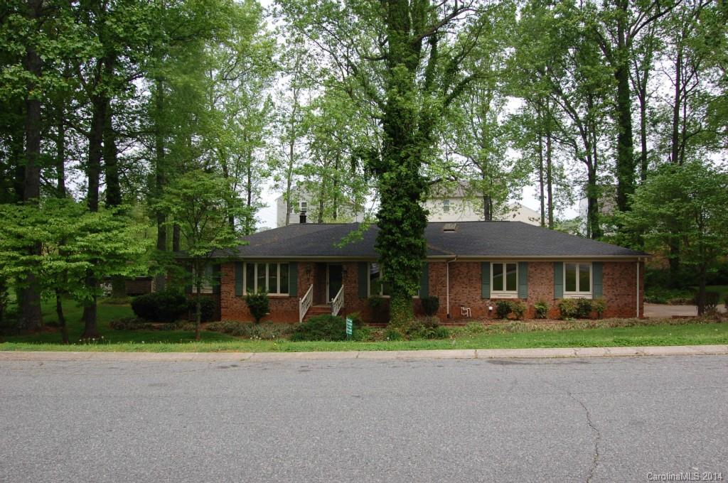 327 Windy Rush Rd., Kannapolis, NC 28081