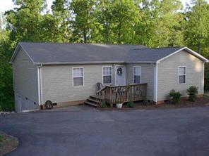 3690 Birchwood Ln., Denver, NC 28037