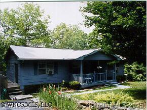 2 Wahuhu Court, Brevard, NC 28712