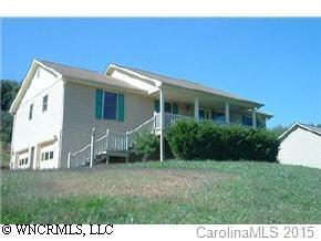 5 Orchard Pl., Weaverville, NC 28787