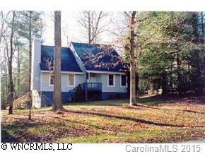 27 Wildwood Cir., Fletcher, NC 28732