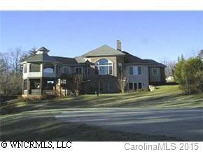 16 Lakeway Cir., Weaverville, NC 28787
